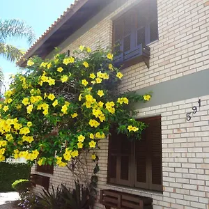 https://bombinhas-quinta-do-mar-complexo-a.santa-catarina-brasil.com